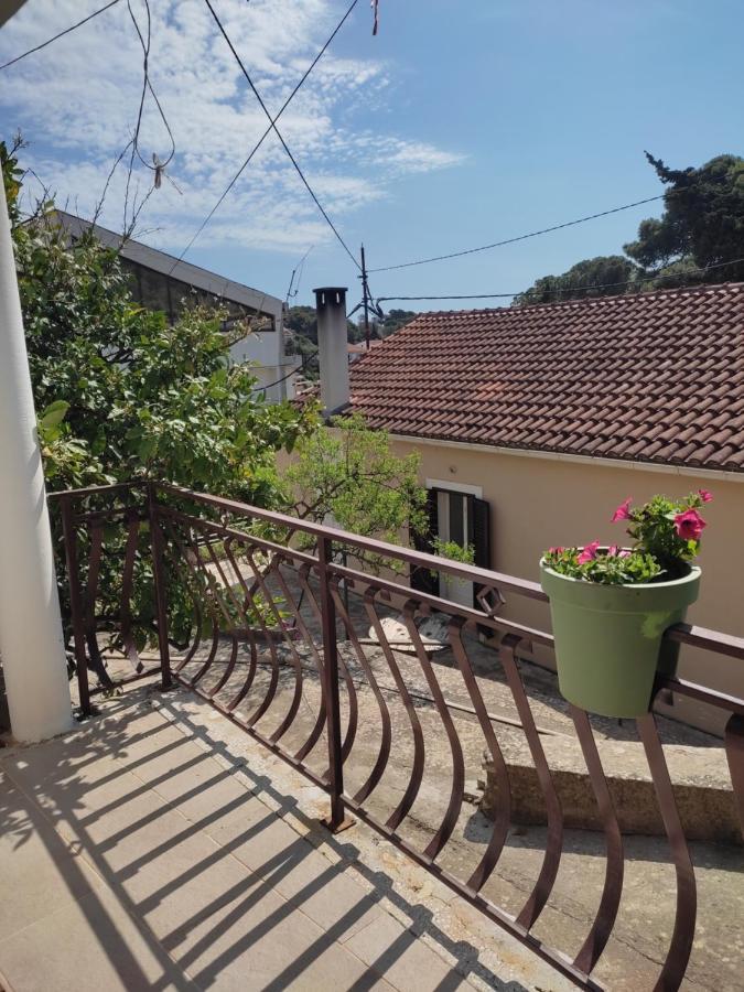 Guest House Nikola Božava Екстериор снимка