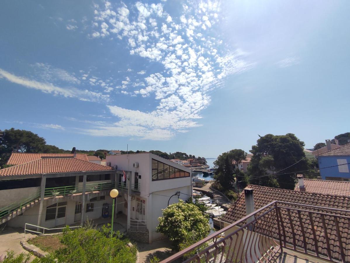 Guest House Nikola Božava Екстериор снимка